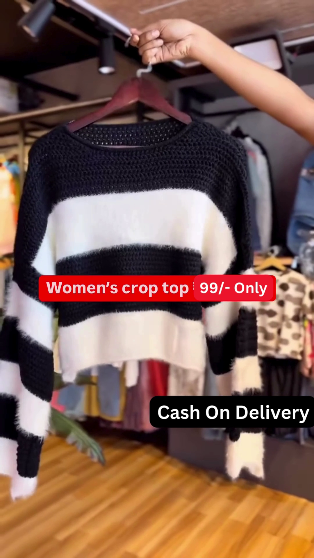 Stylish Women's Chunky Knit Striped Crop Top with Long Sleeves - Image 2