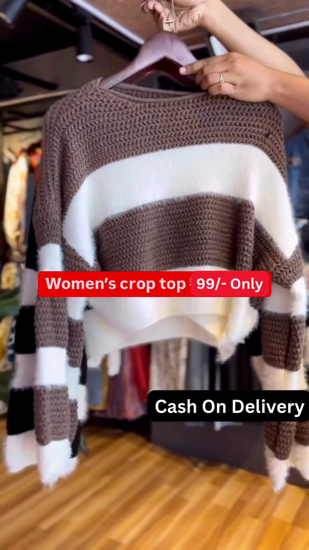 Stylish Women's Chunky Knit Striped Crop Top with Long Sleeves