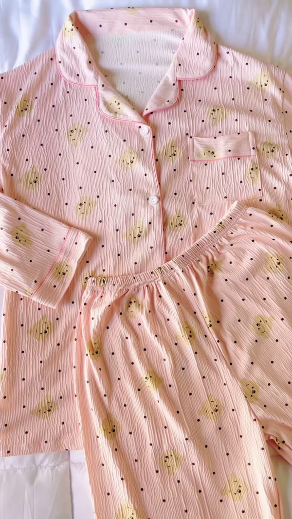 Comfortable Women's Heart Print Long Sleeve Pajama Set with Contrast Piping - Image 4
