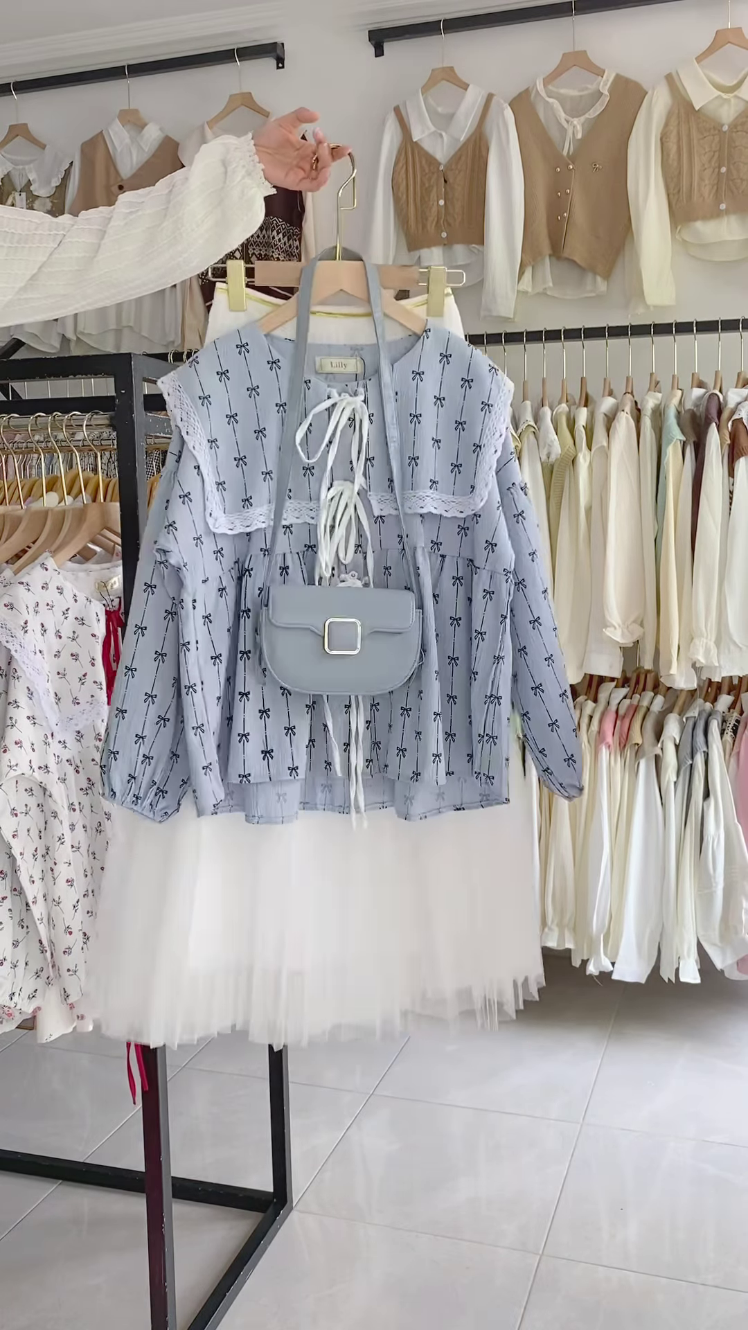 Charming Women's Embroidered Blouse and Layered Tulle Skirt Outfit with Crossbody Bag - Image 6