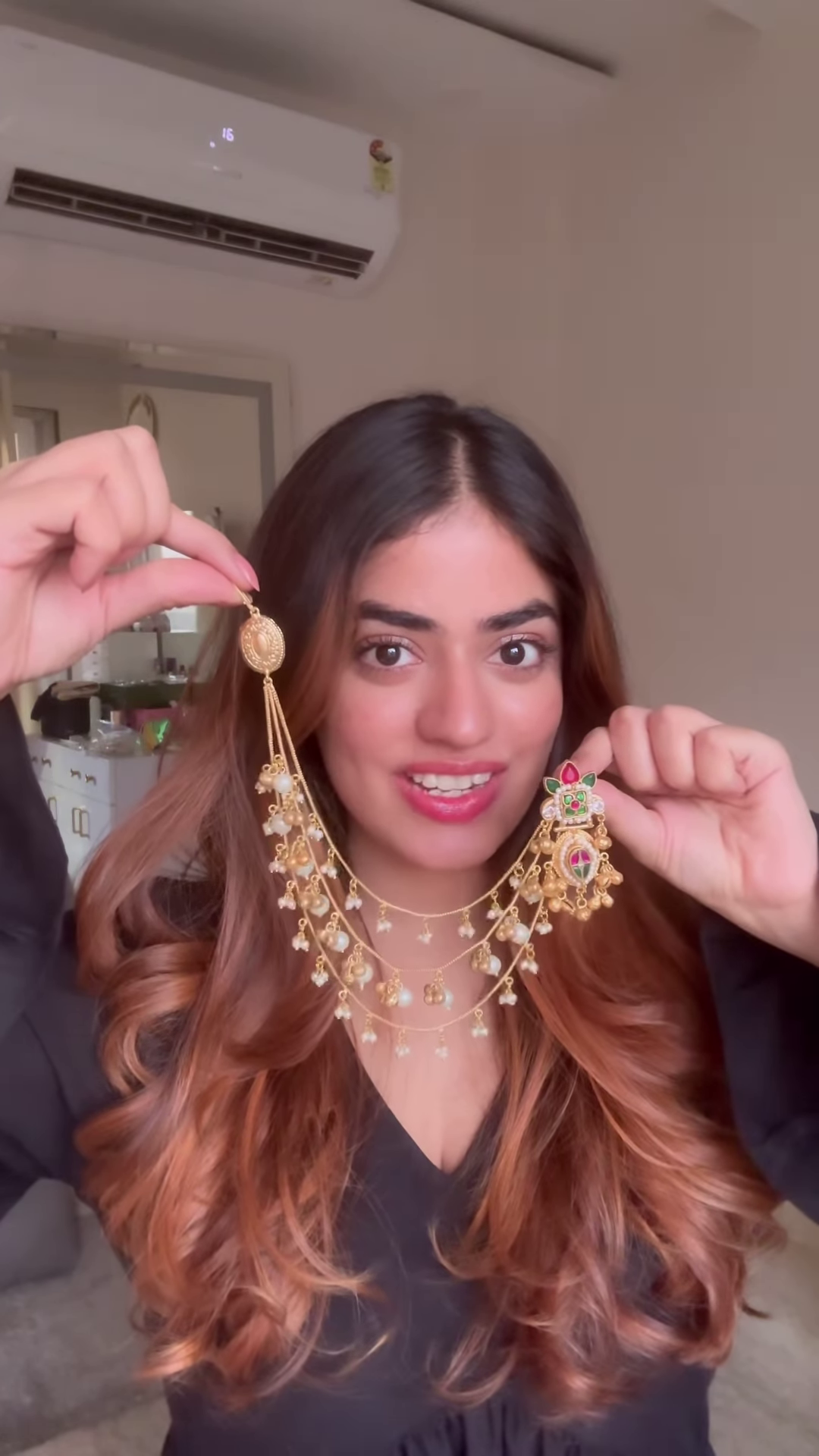 Elegant Gold-Toned Ear Chain (Kaan Chain/Mattal) with Kundan and Pearl Drops - Image 3