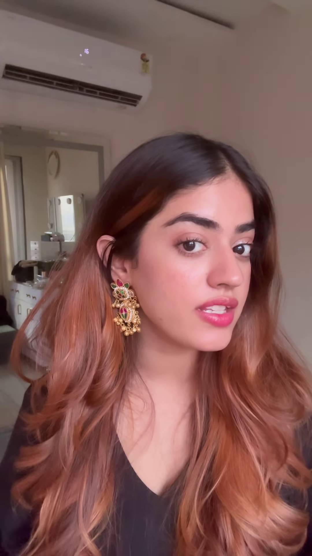 Elegant Gold-Toned Ear Chain (Kaan Chain/Mattal) with Kundan and Pearl Drops - Image 2