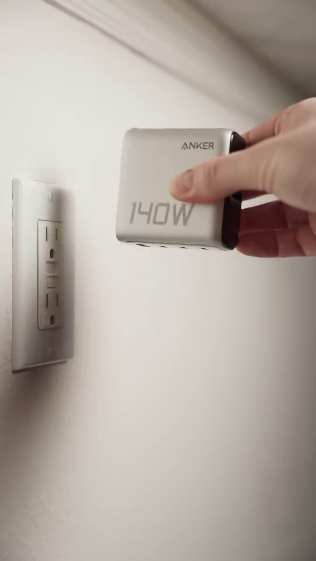 Compact Smart Power Meter with Digital Display for Energy Monitoring - Image 4