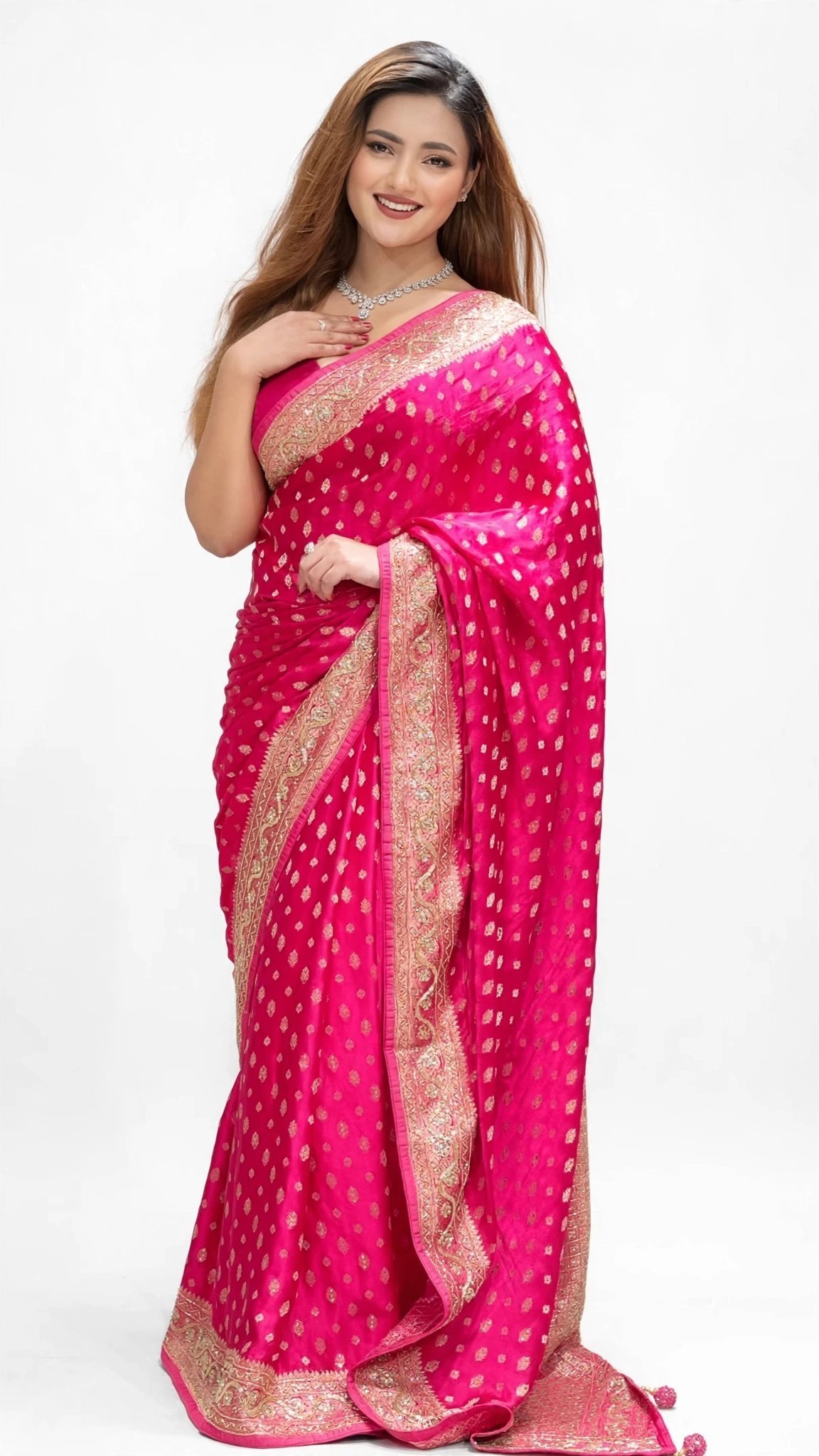 Radiant Rose Fuchsia Embellished Saree with Scalloped Zardosi Border - Image 2