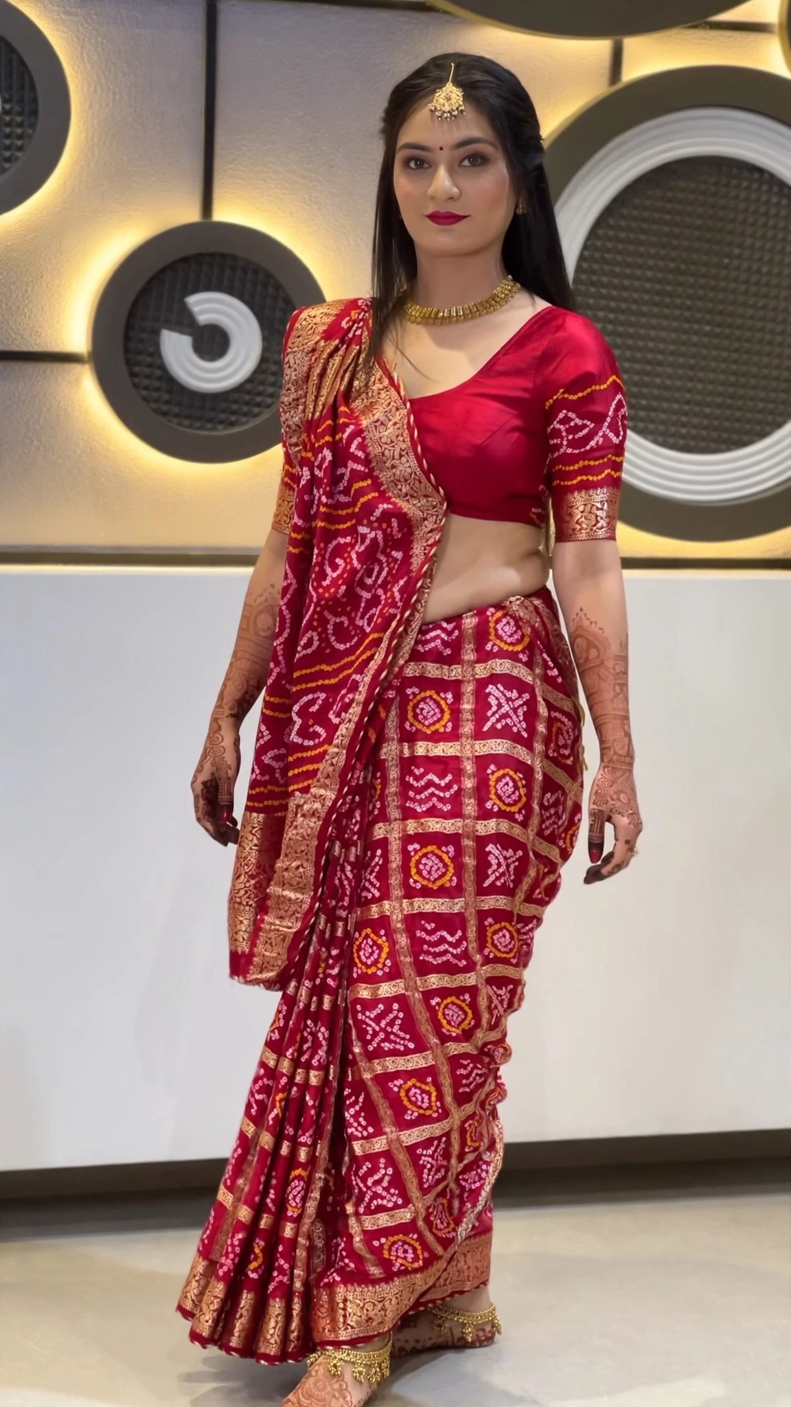 Royal Crimson Bandhani Silk Saree with Antique Gold Zari Border - Image 5