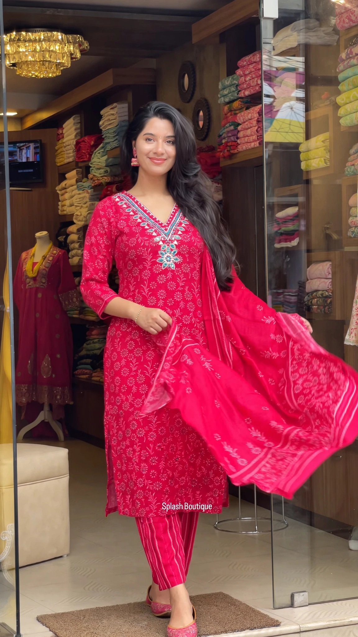 Vibrant Fuchsia Embroidered Floral Kurta Set - Image 3