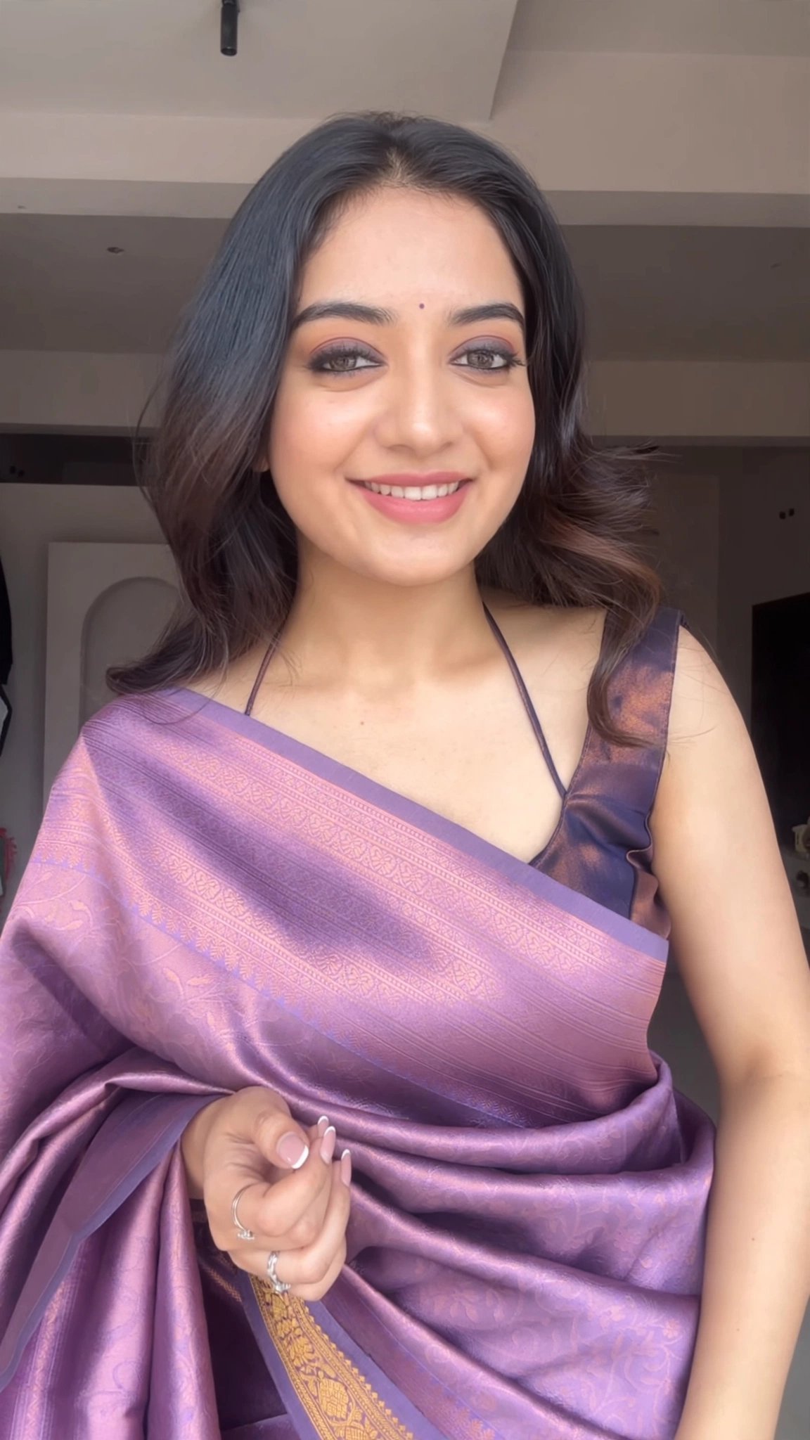 Enchanting Lavender Silk Jacquard Saree with Intricate Border - Image 3