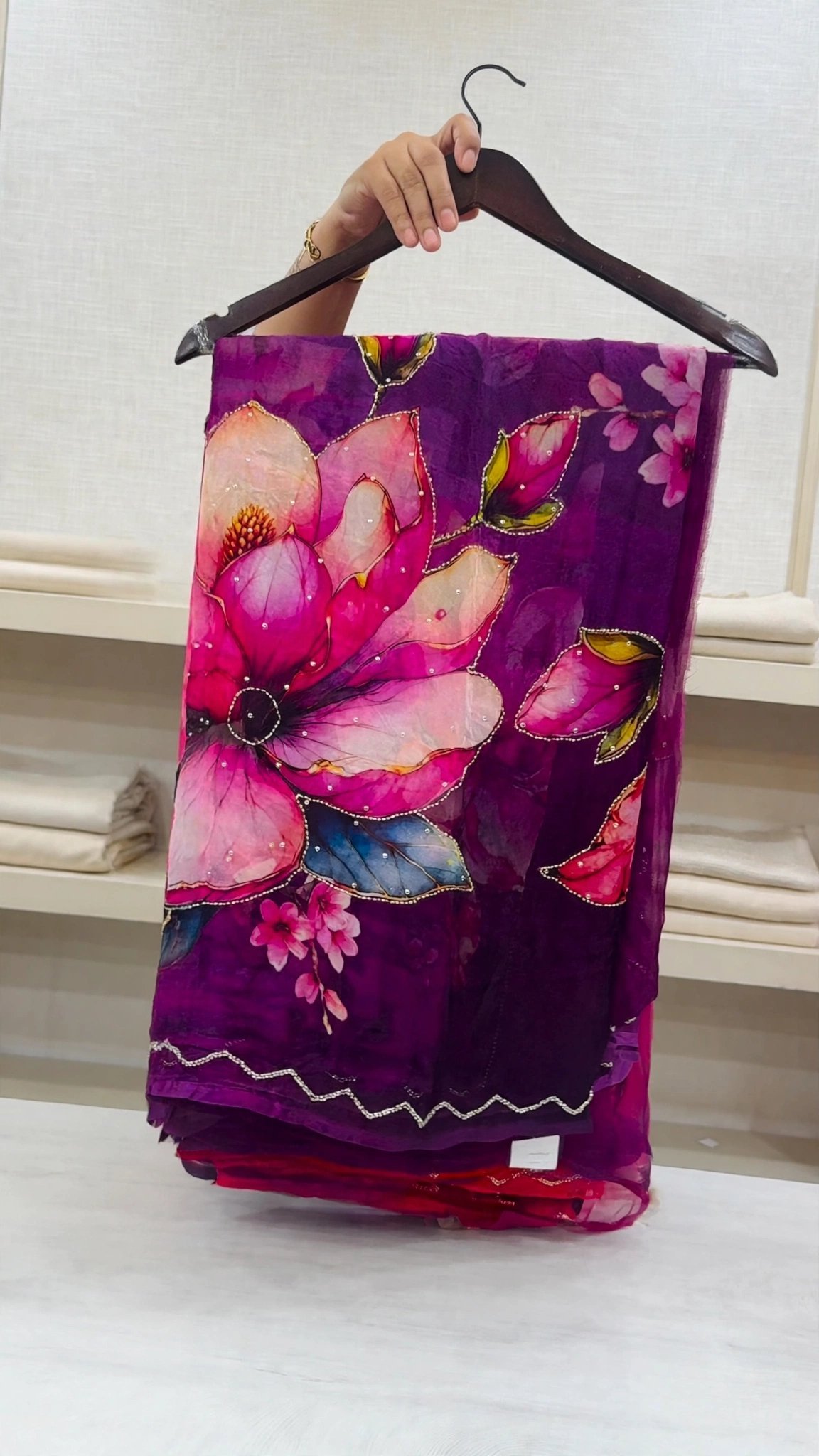 Floral Impression Hand-Painted Organza Saree with Scalloped Embellishments – Available in Radiant Yellow, Lush Green, Vivid Pink, Midnight Black & Royal Purple - Image 5